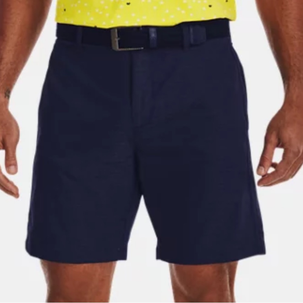 Men's UA Iso-Chill Airvent Shorts - Size 40 with 8” inseam. Excellent Condition!